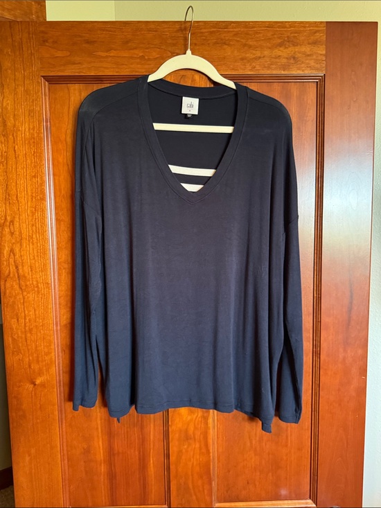 CAbi Tops - CAbi Navy V-Neck Long Sleeve Tee